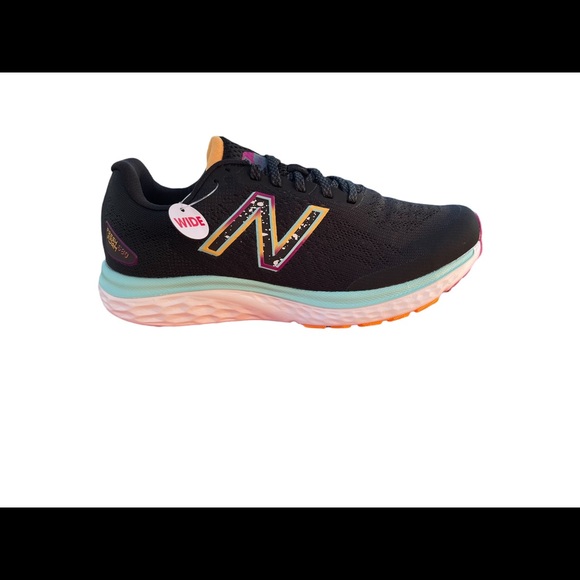 New Balance Women's Fresh Foam 680 V7 Running Shoe - Picture 1 of 5